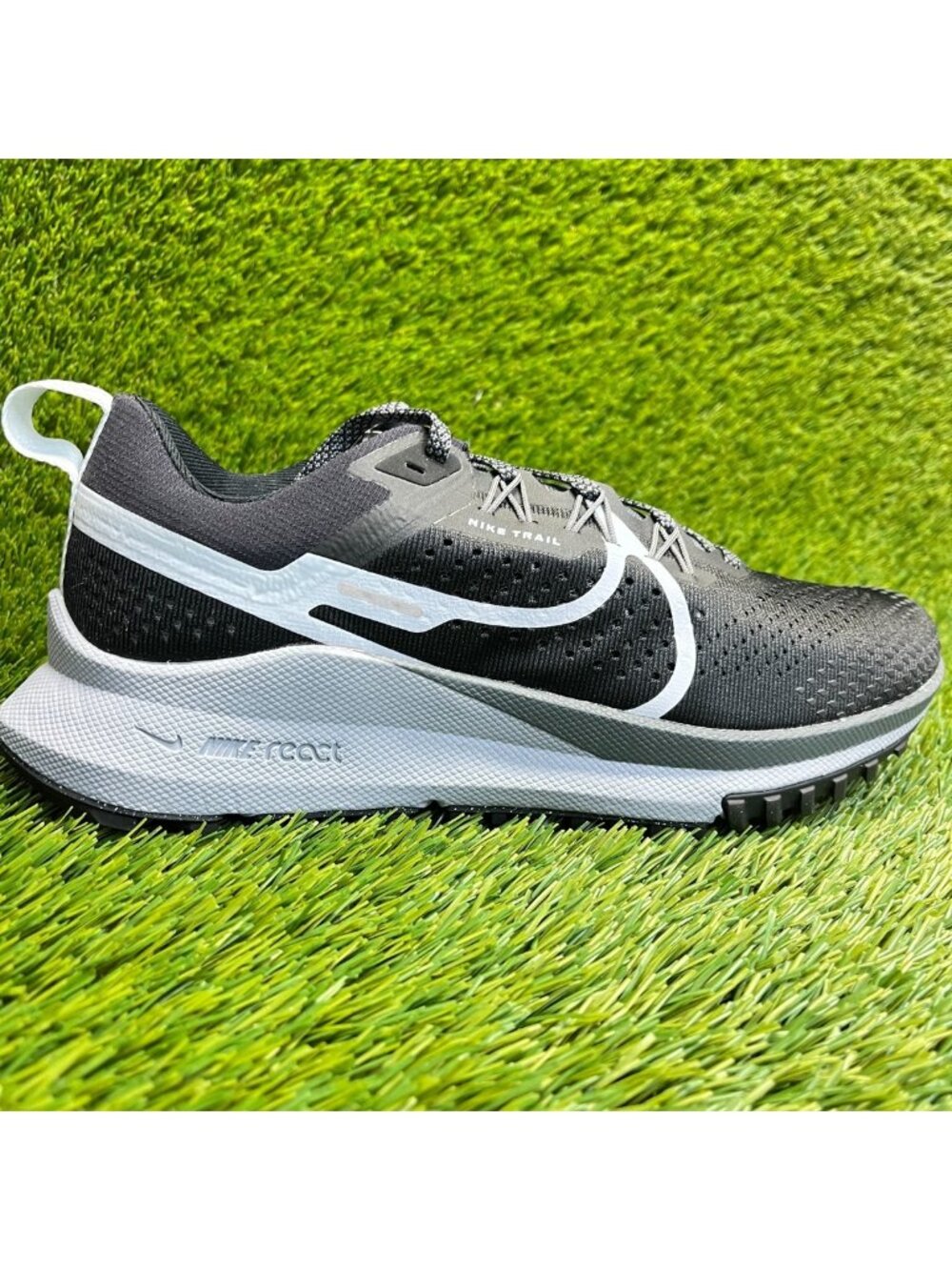 Nike React Pegasus Trail 4 Black Dark Gray Mens Size 7 Womens 8.5 Shoes Sneakers